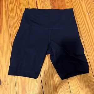 Lululemon wunder train shorts